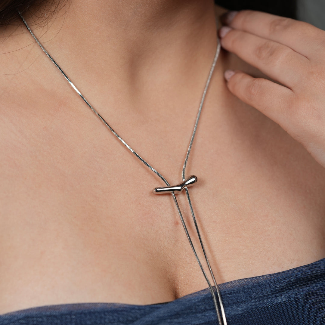 Sculptural Silver Y-Lariat Necklace – Adjustable Minimalist Chain