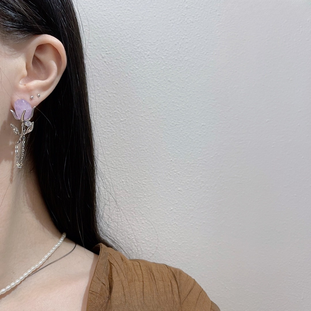 Amethyst Rose Drop Earrings – Silver Floral Asymmetrical Studs