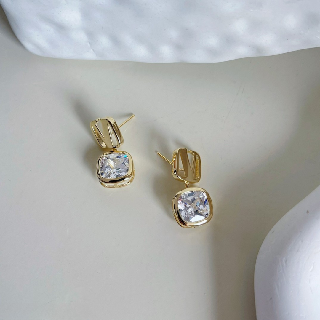 Geometric Drop Crystal Earrings – Gold & Silver Cushion-Cut Statement Studs