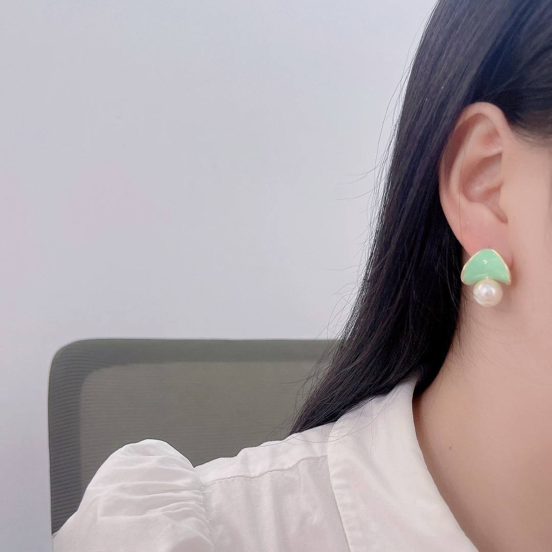 Enamel Fan & Pearl Drop Earrings – Mint & Lime Statement Studs