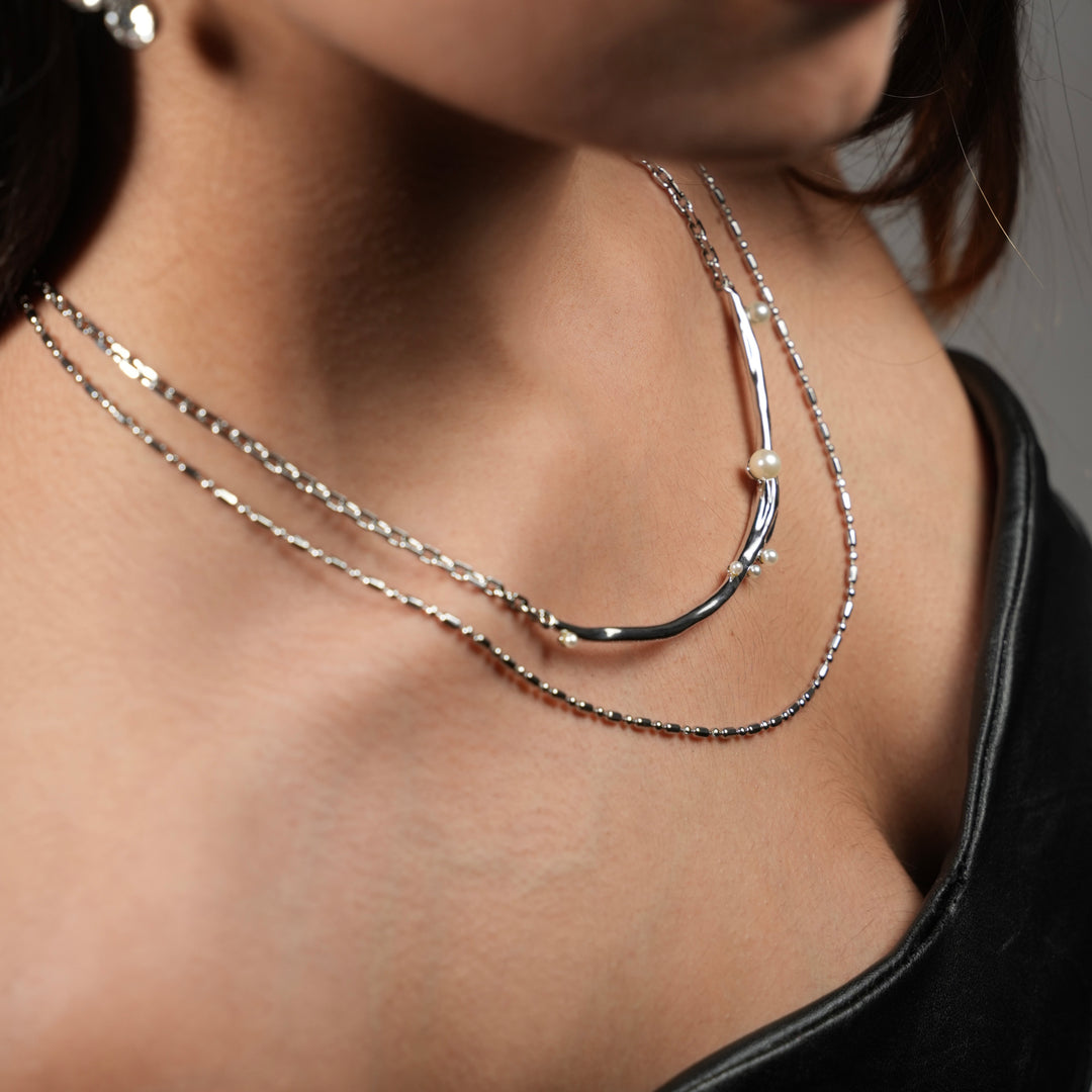 Modern Layered Silver Necklace with Pearl Accents – Adjustable Dual Chain