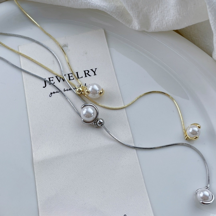 Elegant Pearl Drop Lariat Necklace – Adjustable Snake Chain (Gold & Silver)