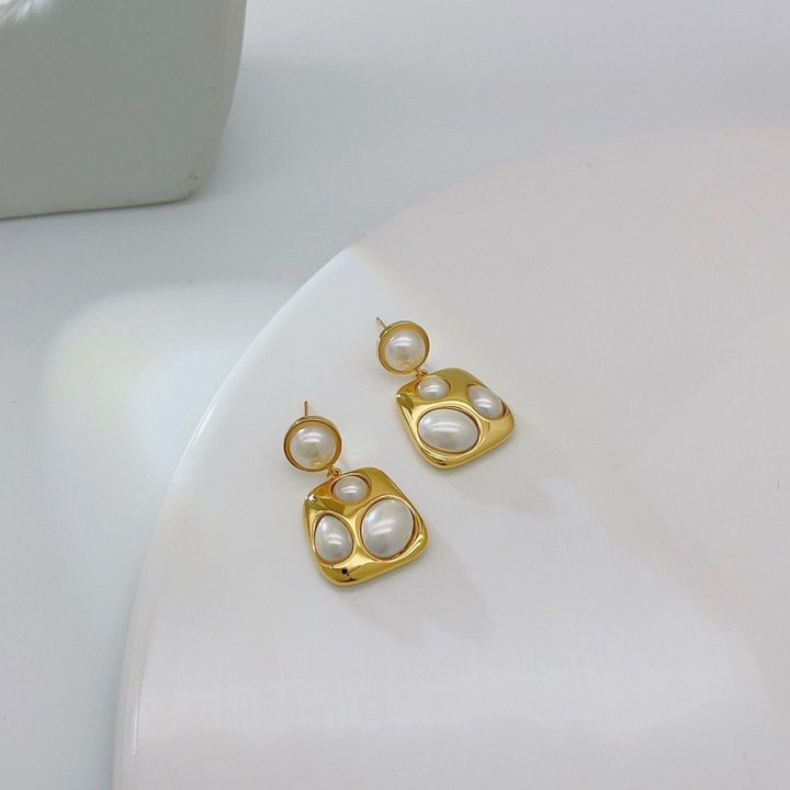 Molten Pearl Art Earrings – Sculpted Gold Drop Studs