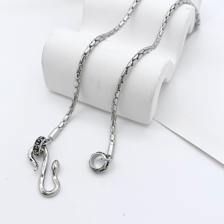 Serpent Luxe Silver Chain Necklace – Designer Snake Hook Pendant