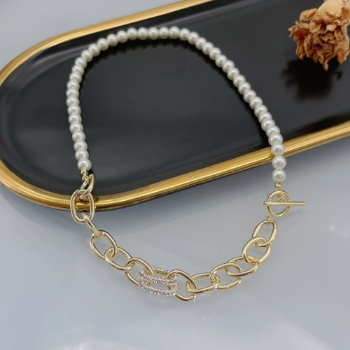 Bold Elegance Half Pearl & Chain Link Necklace – Silver/Gold Variants