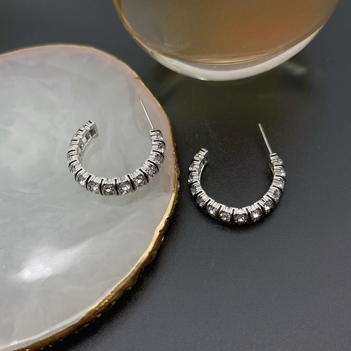 Silver Segment Hoop Earrings with Crystal Accents – Elegant Daily Wear