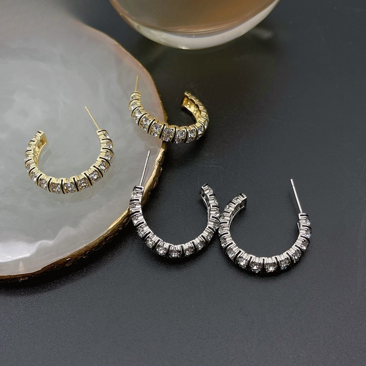 Silver Segment Hoop Earrings with Crystal Accents – Elegant Daily Wear
