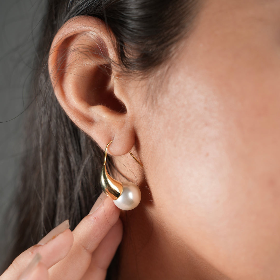 Waterdrop Luxe Pearl Hook Earrings