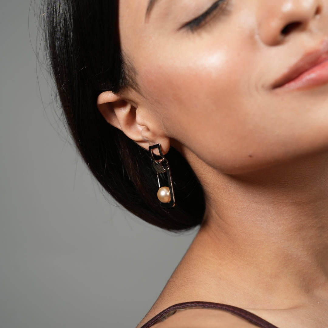 Urban Luxe Geometric Pearl Drop Earrings