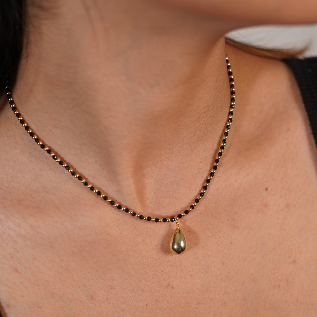Teardrop Mangalsutra-Inspired Necklace – Minimalist Black Bead Chain