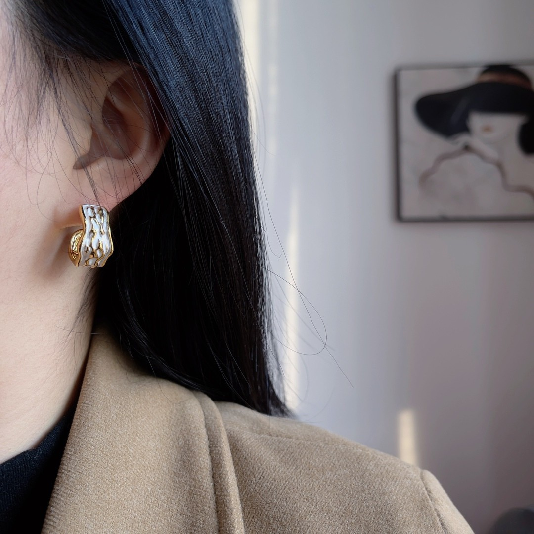Molten White Enamel Gold Hoop Earrings