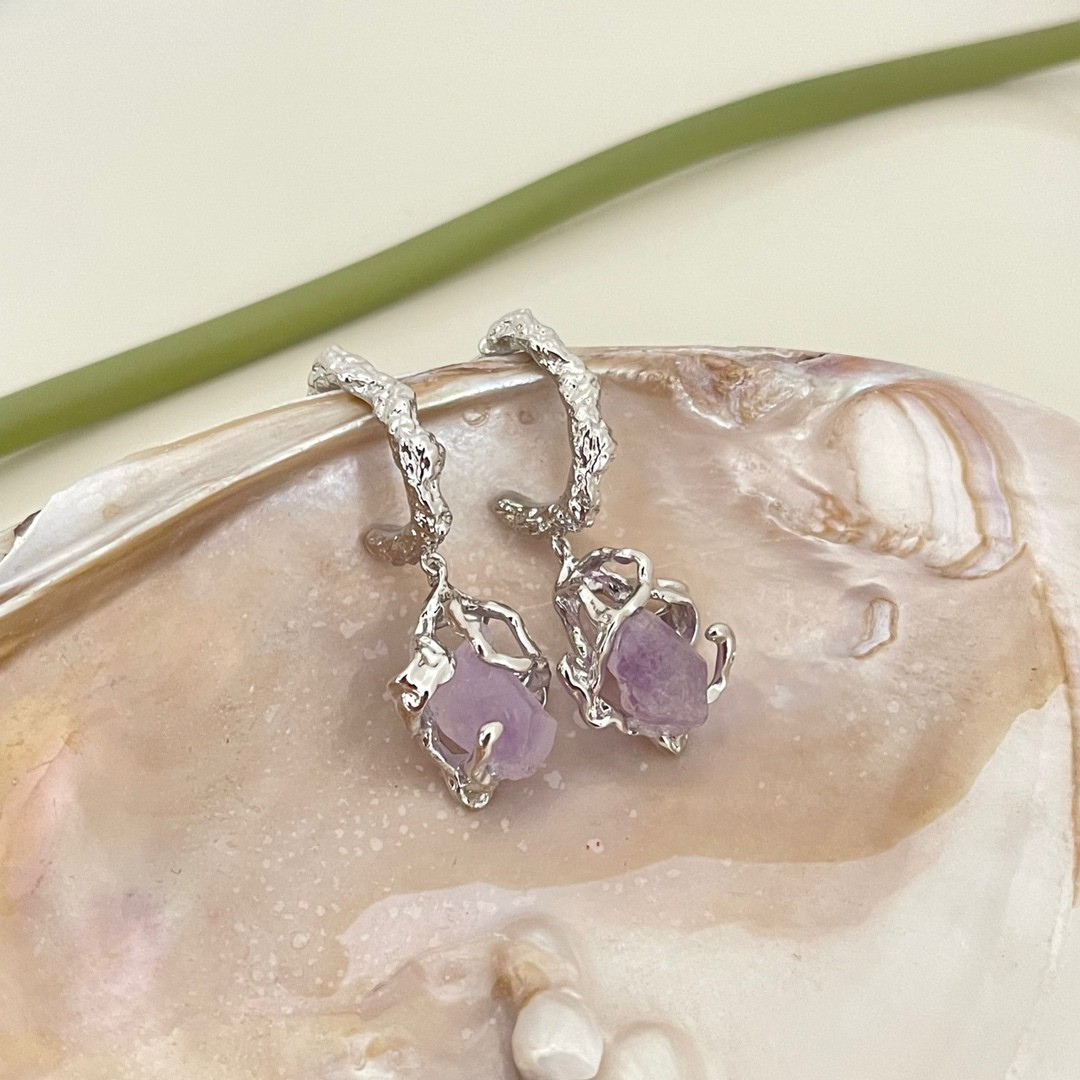 Raw Amethyst Rosebud Earrings – Sterling Silver Statement Drops