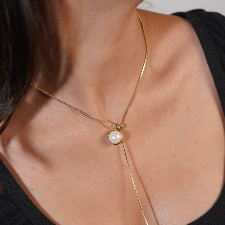Elegant Pearl Drop Lariat Necklace – Adjustable Snake Chain (Gold & Silver)