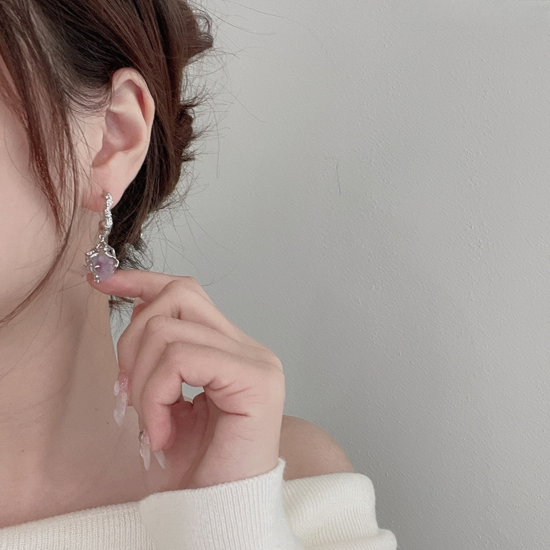 Raw Amethyst Rosebud Earrings – Sterling Silver Statement Drops