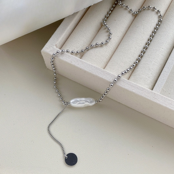 Luna Pearl Drop – Dual Tone Necklace